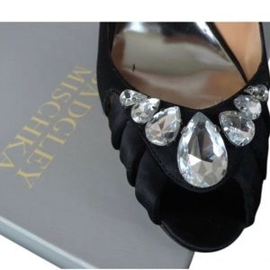 New in Box Crystal embellished high heel pip toe shoes stiletto Evening Satin